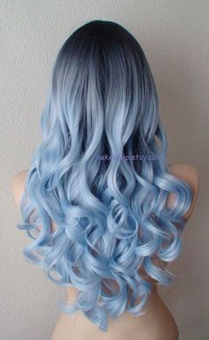 Light blue Ombre wig. Dark roots Pastel silver blue by kekeshop Lavender Blue Hair, Periwinkle Hair, Long Curly Wig, Blue Wig, Hair Color Pastel, Pastel Hair, Dark Roots, Hair Dye Colors