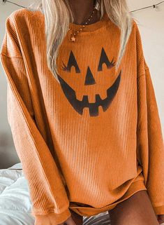 Halloween Tattoo, Tunic Sweatshirt, Fall Fits, Halloween Fashion, Sweater Weather, Casual Sweatshirt, Halloween Outfits, Halloween Decor, Autumn Winter Fashion