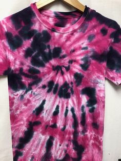 Tie Dye tshirts in size small. Please email with specific style wanted Sugar Free Frappuccino Recipe, Tie Dye T Shirts, Tie Dye, Gender Neutral, Adult Outfits, Tops & Tees, Top Outfits, T Shirt, How To Wear