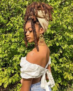 Headwrap Hairstyles, Nappy Hair, Hair Wrap Scarf, Faux Locs Hairstyles, Hair Scarf Styles, Pretty Braided Hairstyles, 90s Hairstyles, Locs Hairstyles, African Hairstyles