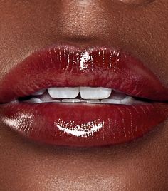 Fancy Oc, Charlotte Tilbury Superstar Lips, Kawaii Skincare, Purple Lips Makeup, Berry Makeup, Lipstick Colours, Lip Prints, Glossier Lipstick, Lip Looks