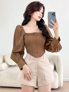 Thailand F4, Fashion Tops Blouse, Trendy Fashion Tops, Korean Fashion Dress, Fashion Attire, Modest Fashion Outfits, Kpop Fashion Outfits, Girls Fashion Clothes