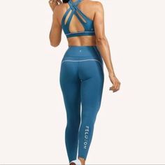 Peloton Move Mission Leggings. Size Xxl. Nwt, No Damage. Peloton Workout, Activewear Print, High Neck Bra, Adidas Leggings, Blue Bra, Strappy Bra, Green Leggings, Ribbed Leggings, High Rise Leggings