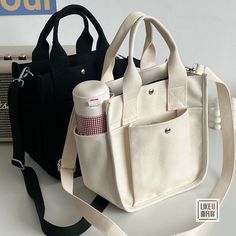 3d Canvas, Stylish School Bags, Sac Diy, My Style Bags, Casual Tote Bag, Girly Bags, Girls Handbags, Fancy Bags, Daily Necessities