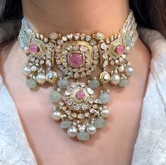 Gold Bridal Jewellery Indian, Cousin Marriage, Kangan Design, Gold Bridal Jewellery, Silver Bracelet Designs, Coral Jewelry Set, Bridal Jewellery Inspiration, Wedding Jewelry Sets Bridal Jewellery