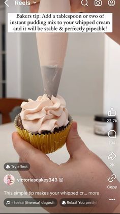 Add pudding to whipped cream to pipe piping Instant Pudding Mix, Happy 2nd Birthday, Instant Pudding, Cupcakes Decoration, Whipped Cream, Piping, Cake Decorating, Cupcake, Dessert Recipes