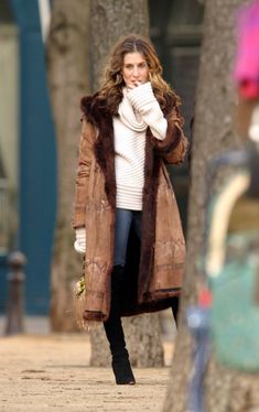 City Winter Outfit, Characters Outfits, Sims Characters, Casual Attire For Women, Parisian Chic Style