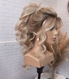 Hairstyles Homecoming, Mother Of The Bride Hair, Elegant Wedding Hair, Long Hair Wedding Styles, Homecoming Hair, Wedding Hair Inspiration, Hair Wedding, Hairdo For Long Hair, Smokey Eyes