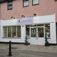 an empty store front on a city street