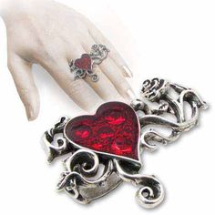 Ring Bed Of Blood Roses - Alchemy Gothic Rings Fantasy Rings, Roses Ring, Gothic Jewelry Rings, Alchemy Gothic Jewelry, Medieval Collectibles, Rings Heart, Pewter Ring, Gothic Engagement Ring, Unusual Engagement Rings