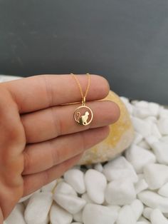 "Dainty Gold Cat Necklace, 14K Solid Gold Cat Pendant, Personalized Gold Cat Jewelry, Gold Animal Pendant, Gift For Her, Layered Necklace Material: Solid Gold (Not Gold Filled or Gold Plated) Karat: 14 K (585) (Real Gold) Diameter: 0,5 inches (12.7mm) 14K Solid Gold Chain is included (optional). Chain Length: 16\" (40 cm) - 22\" (55 cm) All products are made by us. You can make it layered by choosing also other desings with different chain's lenght. Contact us if you want different dimencions. C Cat Jewelry Necklace, Cat Necklace Gold, Compass Jewelry, Pretty Jewelry Necklaces, Gold Animals, Animal Pendant, Gold Coin Necklace, Cat Pendant, Solid Gold Chains