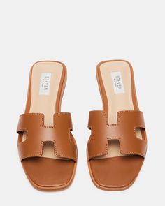 Steve Madden Hadyn Sandal, Woman’s Sandals, Steve Madden Hayden Sandal, Tan Sandals Outfit Summer, Brown Leather Sandals Women, European Summer Shoes, Women’s Sandals, Summer Sandals 2024, Sandals 2024 Trends