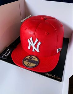 a new york yankees hat in a box