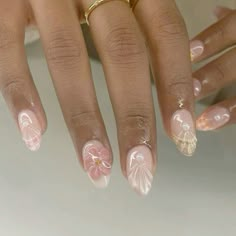 2024 Summer Nails Short, Pink Seashell Nails, Seashell Nail Art, Nails Seashell, Shell Nails, Seashell Nails, Beachy Nails