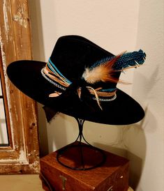 Black Western Hats For Women, Cowgirl Hat With Feather, Diy Cowgirl Hat Ideas Western, Custom Cowboy Hats Women, Diy Cowgirl Hats, Boho Hats For Women, Buckaroo Hats, Womens Western Hats