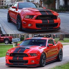 two pictures of the front and side of a red mustang with black stripes on it