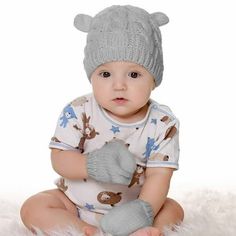 Baby Boys Girls Knitted Beanie Hat Newborn Cotton Beanie Cap Winter Warm Hats with Gloves Set Gray Newborn Baby Beanie For Boy Girl Cap Cotton Knitted Winter Warm Hats+Gloves Set Features: new and Good Quality Season for Spring,Autumn and Winter New fashion design, Very popular,Very flexible Its special design will make baby look unique Elegant design, can put in your bag when needed at any time It is a good gift for your kids Tiled Size: Hat: S:14 X 14cm M:16 X 16cm L:18 X 18cm S size for 0-3 M Baby Hat And Mittens, Toddler Mittens, Warm Hats, Baby Winter Hats, Cotton Beanie, Toddler Winter, Winter Hats Beanie