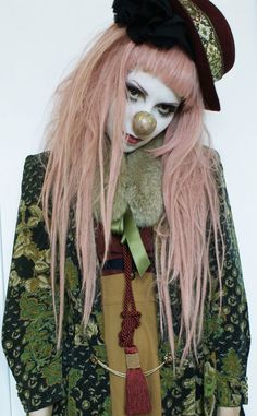 Pretty Clown, Modern Circus, Karneval Diy, Circus Fashion, Pierrot Clown, Dark Circus, Female Clown, Send In The Clowns, Night Circus