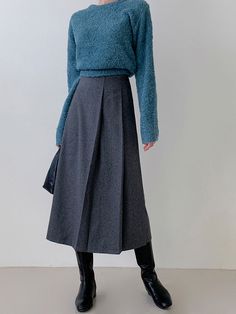 DETAILS
Composition: 90% Polyester, 10% Elastane
Design: Pleated
Style: Casual
Thickness: Warm
Sheer: No
Material: Tweed
Occasion: Leisure Button Midi Skirt, Long Skirt Outfits, Sunglass Chain, Long Midi Dress, Outerwear Outfit, Bleach Wash, Green Coat, Gray Skirt, Swimwear Outfit