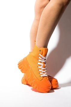 Step up your sneaker game with Throw It Up Chunky High-Top Sneakers! Perfect for taking your look to the next level at carnivals and festivals. These kicks are sure to turn heads with their unique design and style. Plus the chunky bottom will have your feet feeling at ease. Get ready to throw it up and stand out from the crowd! Pizza Clothes, Neon Sneakers, Chunky Platform Sneakers, Shoes Orange, Colorful Sneakers, Dancing Day, Hightop Sneakers, Glitter Sneakers, Casual Trainers