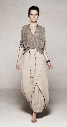 graceful looking , pretty, Sarah Pacini, Mode Boho, A Skirt, A Dress, Modest Fashion, Tunics