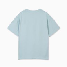 Partch Oversized T-Shirt Must in Light Blue short sleeve. Oversize Fit, crafted from a Luxury Organic Cotton fabric that is soft, breathable and comfortable. This tee is the perfect example of an elevated basic. Features a premium label branded in red, for an impactful yet minimalist branded look. 100% organic cotton pieces really are our best ally. Must Oversized Tee available in Black, White, Pink, Light Bleu, Kaki, Green, Purple, Orange, Vintage Black, Green, Burgundy, Cream. Features ▪︎ Colo Light Blue Shorts, Blank T Shirts, Mens Sleeve, Light Blue Shirts, L And Light, Blue Tee, Organic Cotton Fabric, T Shirt Oversized, Oversized T Shirt