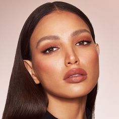 Charlotte Tilbury Easy Lip & Cheek Wand - Super Chic Sultry Bronze Makeup, Brown Eyes Pink Makeup, Makeup Nude Look, Natural Contour Makeup, Small Eyes Makeup, Lip Highlight, Lisa Makeup, Blusher Makeup, Rose Eyeshadow