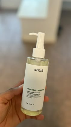 #anua #bestmakeupcleaner #oil #cleaner Anua Pore Control Cleansing Oil, Anua Products, Emma Aesthetic, Makeup Cleaner, Skincare Store