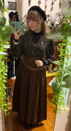 Indie Fairy Outfits, Forest Goth Outfits, Alt Cottagecore Aesthetic, Woodland Goth Outfits, Bog Witch Aesthetic Outfit, Woodland Aesthetic Outfit, Forest Punk Aesthetic Outfits, Wizardcore Outfit, Gothic Cottagecore Aesthetic Outfits