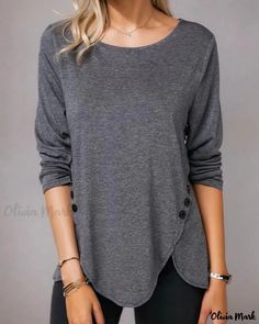 OliviaMark - Elevate Your Style with our Buttoned Hem Long Sleeve Round Neck T-shirt featuring an Irregular Design Court Attire, Office Work Wear, Casual Cotton Top, Spring Blouse, Irregular Hem, Fall Wear, Clothes Sewing, Clothing Outfits, Fall Clothes