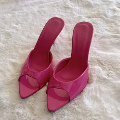 Never Worn - Size 9 Pink Mules, Shoes Pink, Mule, Shoes Women Heels, Shoes Heels, Pumps, Women Shoes, Heels, Pink