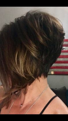 Perfect bob Short Angled Bob Hairstyles With Bangs, How To Style Stacked Bob, Dark Stacked Bob, Layered Inverted Bob With Bangs, Ways To Style Angled Bob, Drastic Angled Bob, Graduated Bob Hairstyles, Short Stacked Bobs, Graduated Bob Haircuts