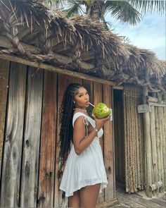 Vacation Hairstyles, Vacay Outfits, Black Femininity, Looks Black, Woman Beach