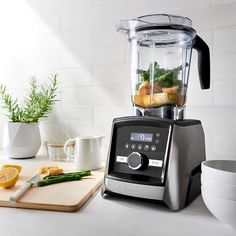 Vitamix ® 3 - Piece Blender Set 555335 - Farmhouse Kitchen and Bath Vitamix A3500, Smooth Hummus, Creamy Butternut Squash Soup, Convection Wall Oven, Creamy Butternut Squash, Vitamix Blender, Countertop Appliances, Hot Soup, Squash Soup