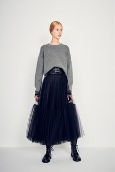 Jupe en tulle Noir aria_wornViewCropped Dior 2019, Black Tulle Skirt, Tulle Skirts Outfit, Dior Skirt, Trendy Skirts, Dior Fashion, Black Tulle, Looks Black