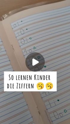 an open notebook with emoticions on it and the words so lernen kinder die ziffern