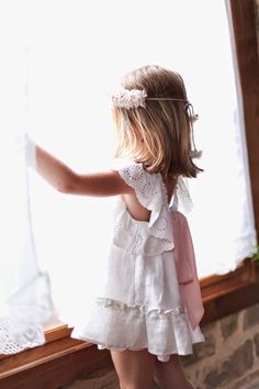 Precioso vestido para #damita Chocolate Dress, Girls Boutique Clothing, Childrens Fashion, Dress Romper, Casual Girl, Baby Wearing, The Window