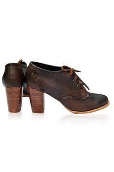 Vintage-style oxford in black color, made by hand in Bali. – ELF Lavender Shoes, Custom Heels, Lace Oxfords, Vintage Inspired Shoes, Elf Shoes, Oxford Heels, Leather Heels Sandals, Womens Sandals Wedges, Wooden Heel