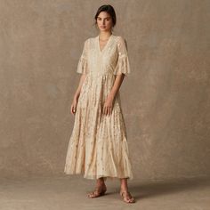 Summer's it girl has arrived - meet Carley 🤍 Embody femininity all season long in this flowing beauty! #sundancestyle Elegant Style Women, Sundance Catalog, Womens Fashion Inspiration, Romantic Dress, It Girl, Unique Dresses, Petite Fashion