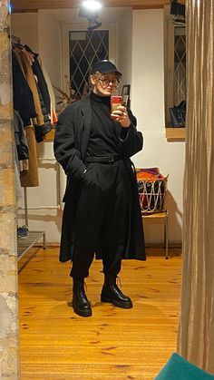 Men, black, style Grunge Style 2023, Men Dark Aesthetic Outfits, Mens Goth Style, Russian Aesthetic Outfit Men, Baggy Classy Outfits Men, Mens Fashion Goth, Goth Winter Outfits Men, Mens Suits Aesthetic, Artsy Aesthetic Outfits Men