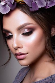 wedding makeup for brunettes lilas shimmer eyeshadows with black eyeliner and nude lips elena_sanko_make_up Bright Wedding Makeup, Makeup Ideas For Brunettes, Makeup For Brunettes, Glam Eye Makeup, Wedding Makeup For Brunettes, Special Event Hair