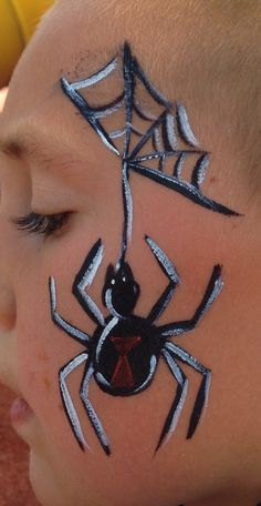 Simple Easy Face Painting, Halloween Face Paint Spider, Simple Spider Face Paint, Easy Halloween Face Paint Ideas, Easy Kids Halloween Face Paint, Spider Face Paint Easy, Simple Halloween Face Painting For Kids, Boy Face Paint Ideas, Spider Man Face Paint Easy