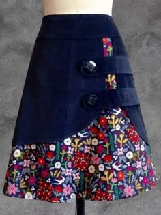 Dark Blue Printed Floral A-Line Vintage Casual Skirt Project Themes, Patchwork Skirts, Fabric Christmas Ornaments Diy, Christmas Ornaments Diy, Skirt Maxi, Fabric Christmas Ornaments, Diy Sewing Clothes, A Skirt