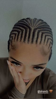 Natural Hair Lines For Black Women, Conrows Lines Natural Hair Short, Free Hand Hairstyles, Crown Styles, Latest Hair Braids, Hair Braid Patterns