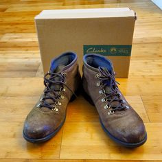 Clark's 1825 Boots 10.5 M, Dark Brown Suede Boots Used One's Good For Rugged Looks Good For Outdoor. Dark Brown Suede Boots, Men's Clarks, Brown Suede Boots, Rugged Look, Clarks Shoes, Suede Boots, Brown Suede, Fun To Be One, Dark Brown