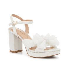 Kelly & Katie-Heather Sandal Finish off your 'fit with a flirty flair. The Heather sandal from Kelly & Katie features a classic silhouette, complete with a strong block heel and a frilly bow detail on the toe. Hoco Heels White, White Hoco Heels, White Heels With Bow, Preppy Heels, Hoco Heels, Hoco Shoes, Homecoming Heels, Graduation Heels, Senior Outfits