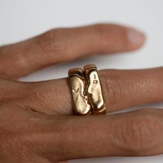 Oxbow's signature Kiss Rings come as a set of two. You can select two of the same size if you intend to wear them together, or choose two different sizes if you want to gift one or wear them on different fingers. Ring one is pictured on the bottom of the first photo & is the face with the nose. Details: Vermeil rings Original design carved in wax and cast Signet style *please note, the kiss rings have a thick band, and most people prefer to size up by 1/2 size. This is just a note, I always reco Maggie Rogers, Gold Statement Jewelry, U Turn, Dope Jewelry, Chunky Jewelry, The Kiss, Rings Gold, Funky Jewelry, Jewelry Lookbook