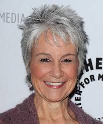 Image result for short hairstyles for women over 70 Short Hairstyles Over 50, Modern Short Hairstyles, Gorgeous Gray Hair, Short Pixie Haircuts