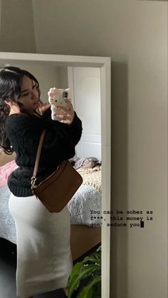 Latina Fashion Winter, Fall Outfits Latina Women, Modest Church Outfits Fall, Fall Fits Latina, Latina Outfits School Winter, Baddie Church Outfits, Winter Outfits Dress, Chruch Girl Outfits Black Women, Kily Jenner