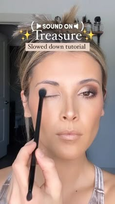 Natural Smokey Eye, Eyeshadow Tutorials, Gold Eye Makeup